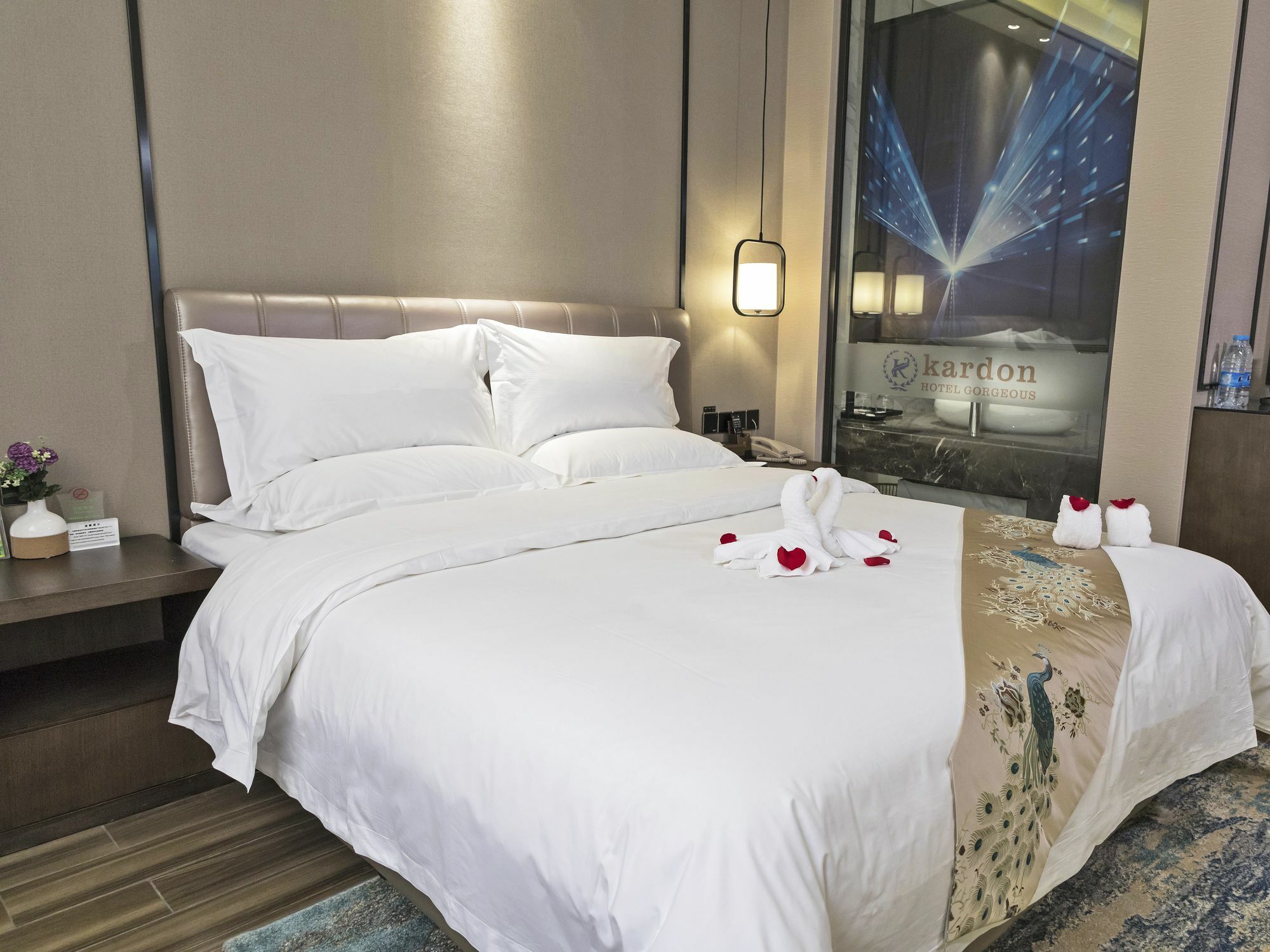 Kardon Hotel Gorgeous Guangzhou Bagian luar foto