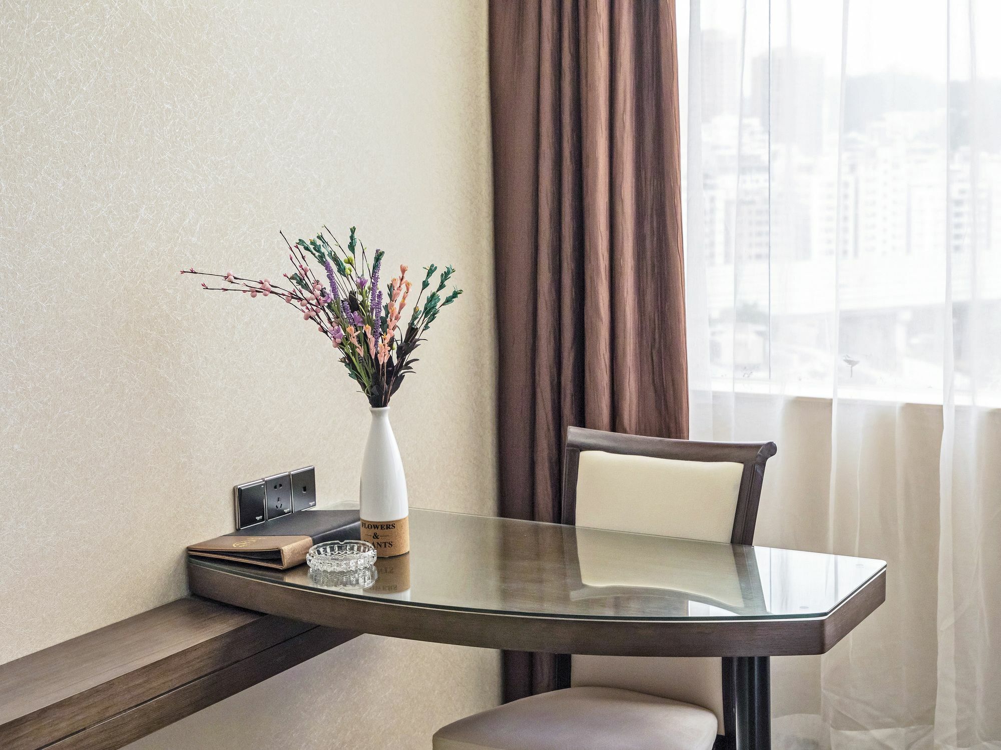 Kardon Hotel Gorgeous Guangzhou Bagian luar foto