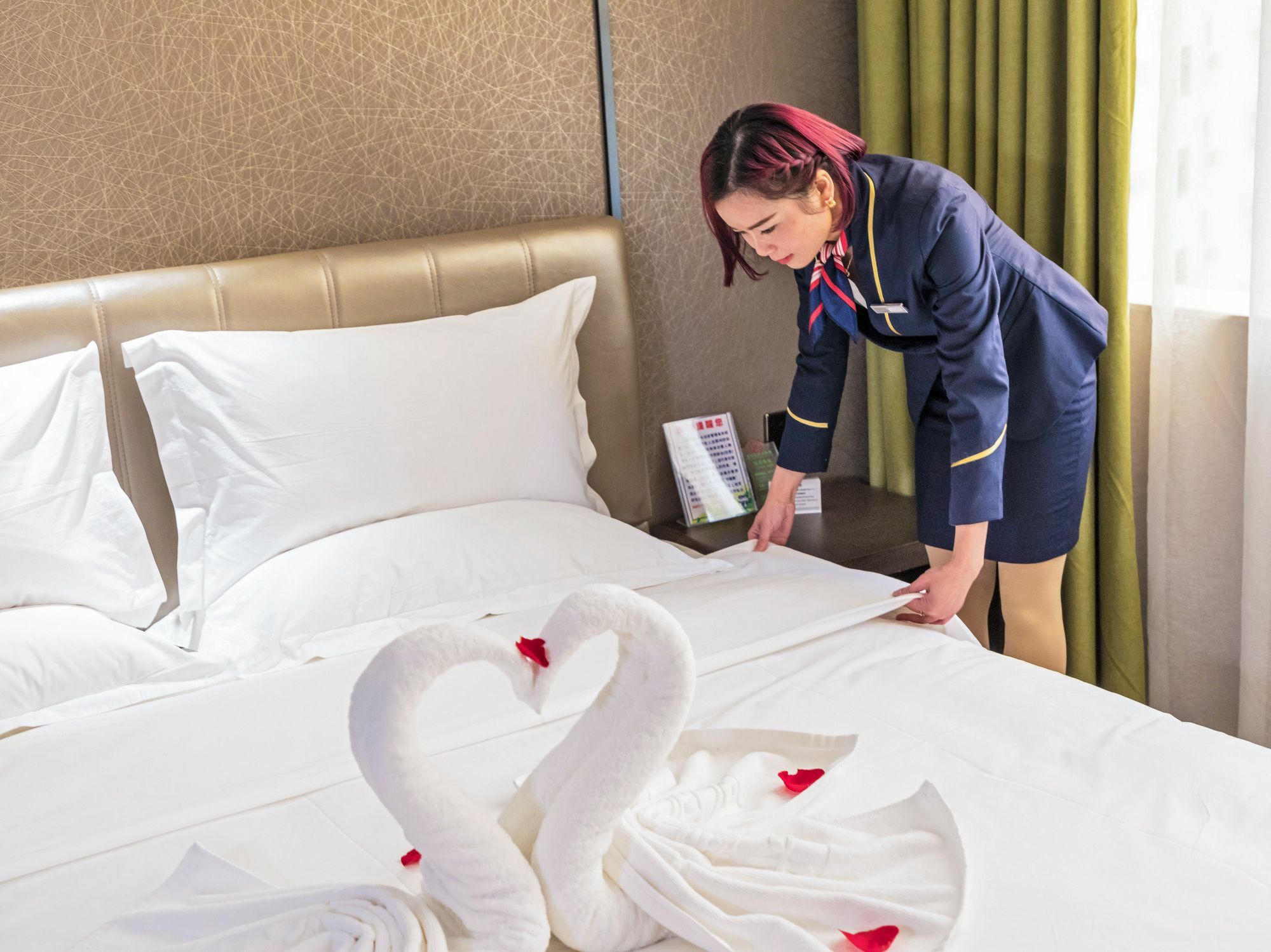 Kardon Hotel Gorgeous Guangzhou Bagian luar foto